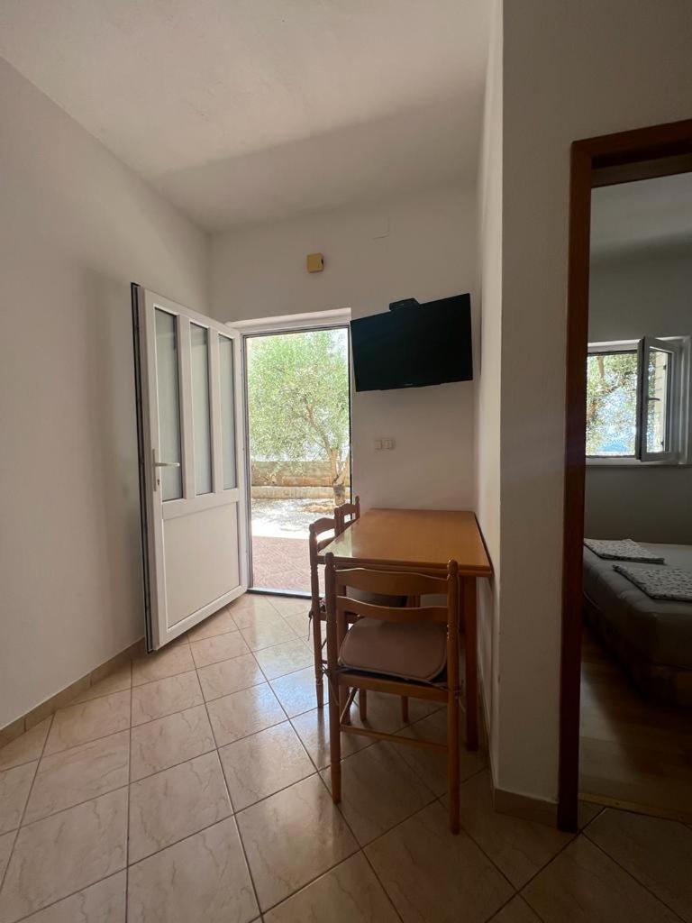Apartments Paulina Τρογκίρ Εξωτερικό φωτογραφία