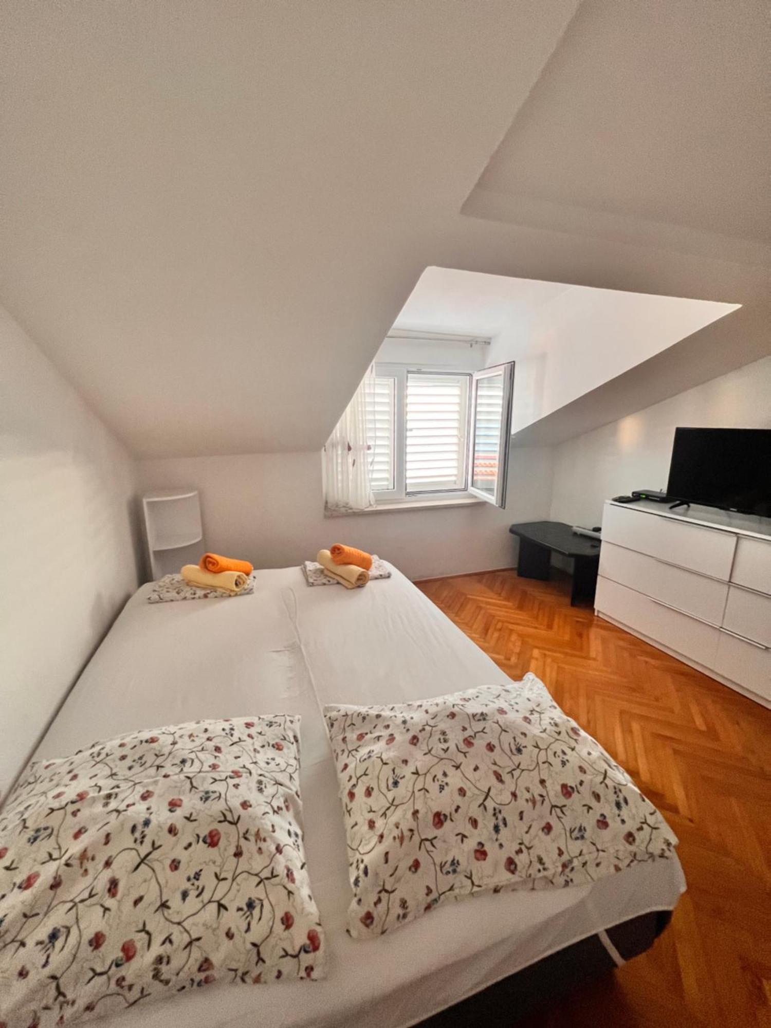 Apartments Paulina Τρογκίρ Εξωτερικό φωτογραφία